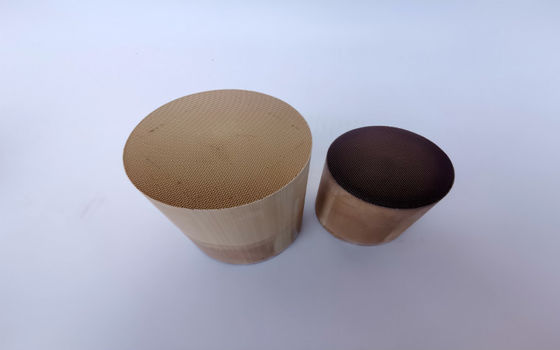 200 300 400 Universele de Katalysatoreuro 4 van Cpsi Ceramische Honingraat 5 6