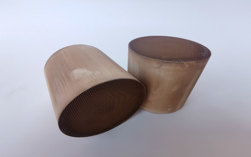 Alumina de Katalysatorseuro III IV V VI van Honingraatmonolieten voor Katalysatorconvertors